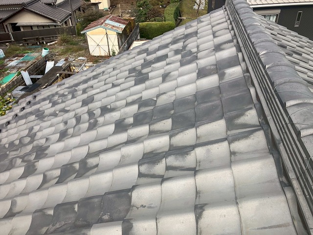 点検を行った瓦屋根